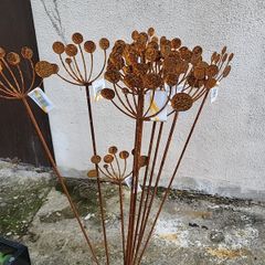 Cow parsley head steel ornament