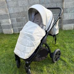 Leather 2 set pram