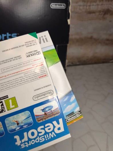 wii boxed  sealed 2 games