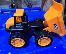 Kids tractor toy