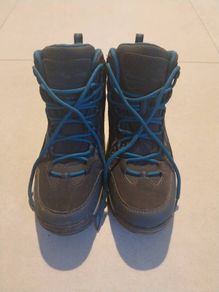 Womens hiking boots