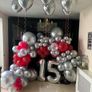 Balloon arch silver and red Image 3
