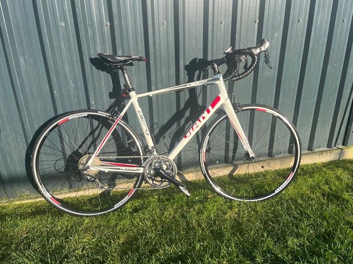 Giant Defy Bike for Sale