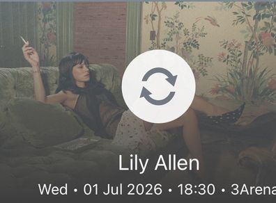 Seated Lily Allen
