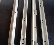 Bottom fix drawer runners