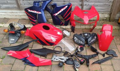 Honda CBR 600rr 2005/6 fairings