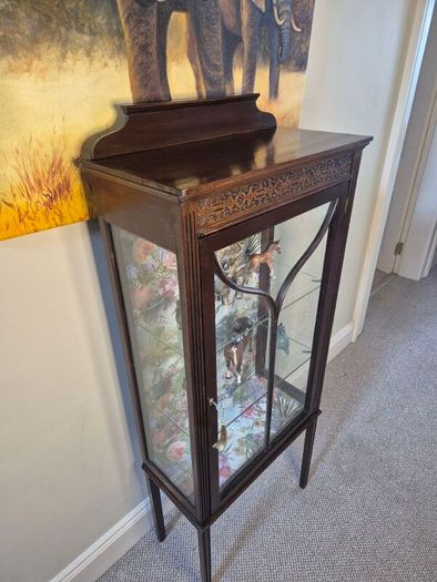 glass cabinet