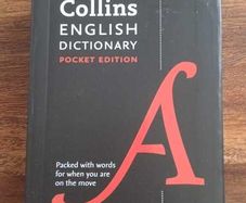 Collins English dictionary by Collins Dictionaries - pocket edition