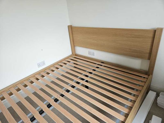 Like-new King Wooden Bed, Mattress and Topper (All Emma brand) 150x200
