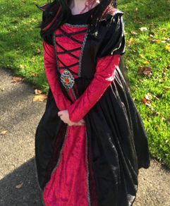 Halloween Costume 9-10yrs