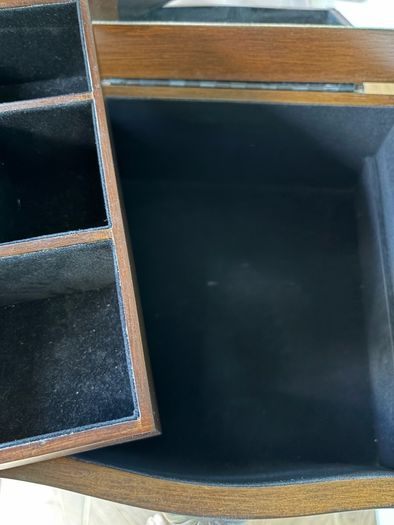 Tall Jewellery Storage Cabinet / Pres