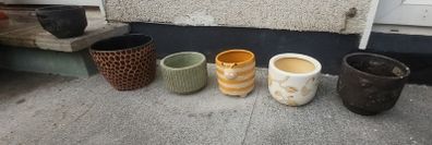 Plant pots