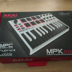 Akai MPK Mini