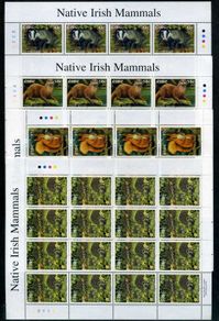2002 Ireland Native Irish Mammals (41c Badger, 50c Otter, 57c Red Squirrel & E1 Hedgehog) Commemorative Stamp Sheetlet 1A1A1A1A Mint Never Hinged (MNH)
