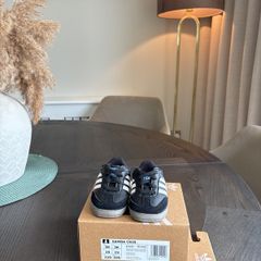 Infant Samba trainers