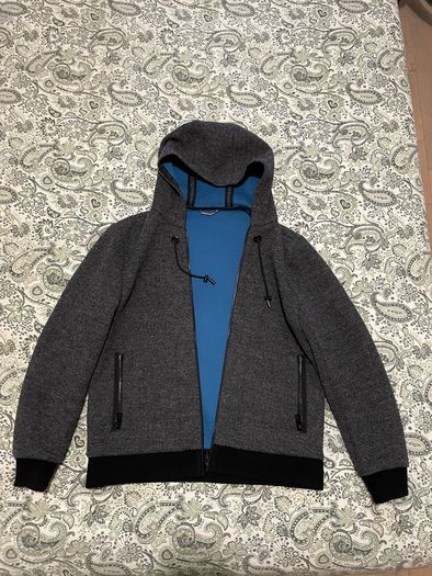 Elegant Wool Hoodie Jacket