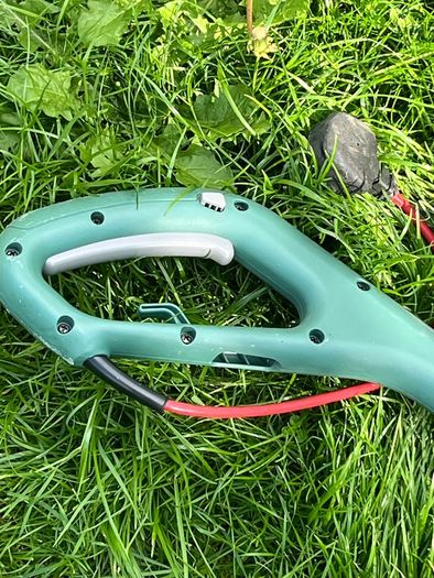 Electric strimmer