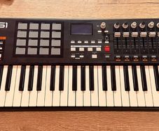 Akai Mpk61 - 61-key Usb Midi Controller