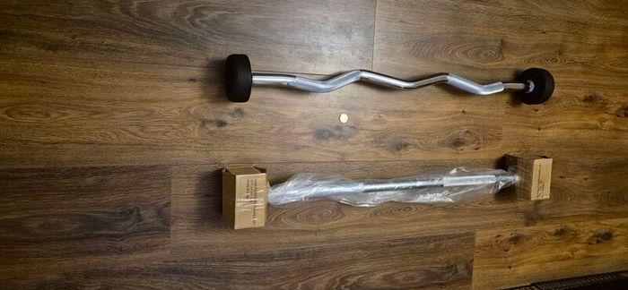 two x brand new 10kilo fixed weight bars