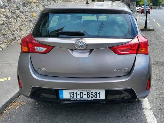 2013 Toyota Auris 1.33 Dual VVT-i Luna (High Spec)