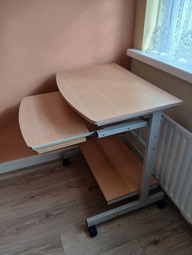 computer  desk