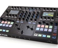Traktor kontrol s8