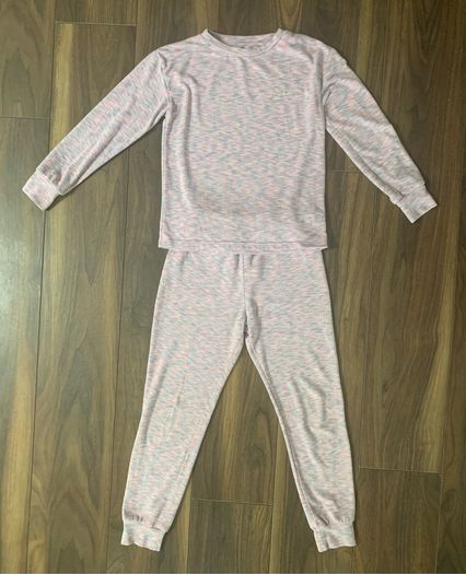 Girls Pyjamas: 9-10yrs