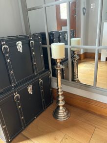 Candle holder