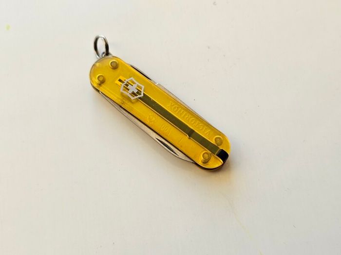 Victorinox Classic Sd 58mm Swiss Army Knife Keychain tool