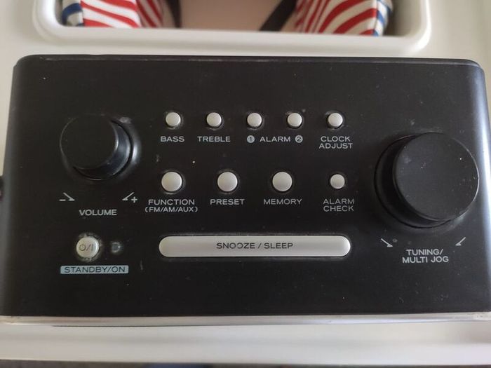clock radio