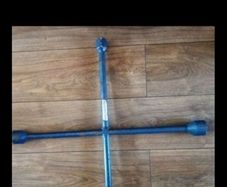 wheel brace