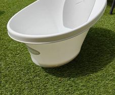 Shnuggle Baby Bath Tub
