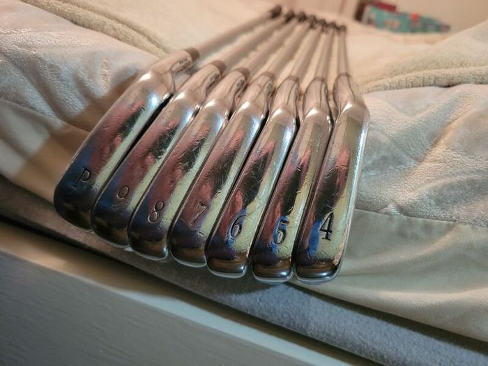 Mizuno Mp64 (broken 8 Iron)