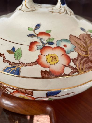 Antique Corona Ware Rosalind Round Covered Vegetable Tureen