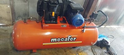 200 L air compressor