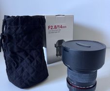 Samyang 14mm f/2.8 Ultra Wide Angle Lens for Canon EF Excellent Condition