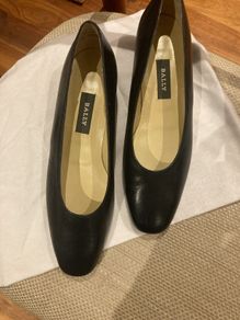 Bally Navy Court Shoes - Size 7