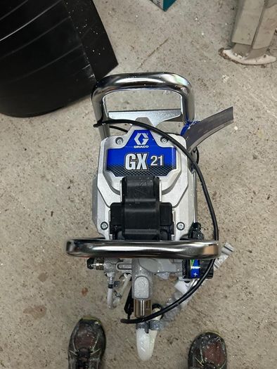 GRACO. G X 21. Airless paint sprayer