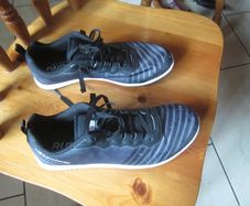 Karrimor   running shoes    size 5