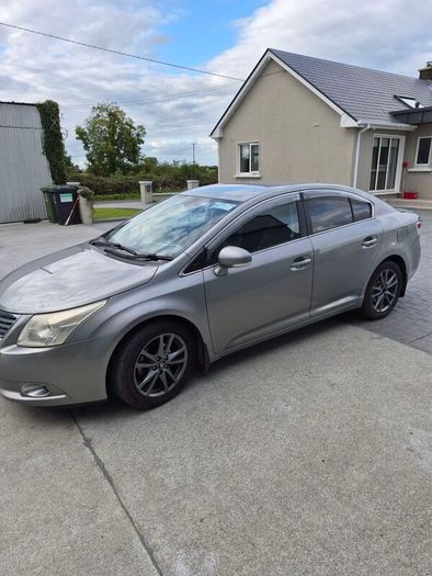 2010 Toyota Avensis