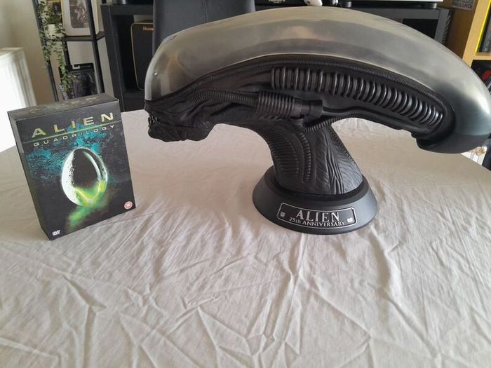 Alien 25th Anniversary edition