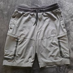 Under Armour UA Men's Cargo Shorts Large