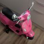 kids  pink vespa bike Image 3