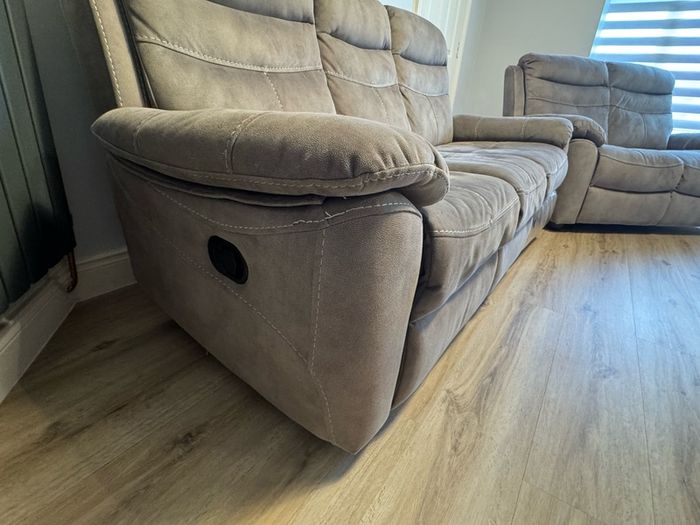 3 +2 seter sofas
