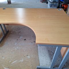 Office corner table