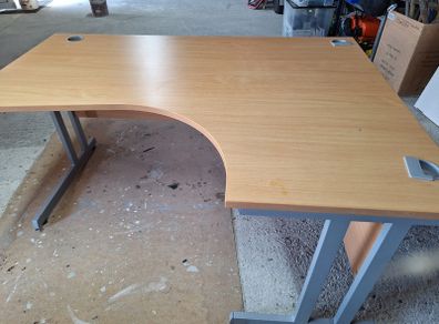 Office corner table