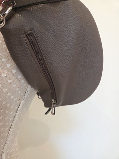 Flora & Co taupe bag