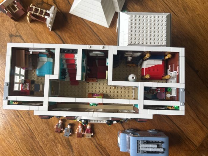 LEGO Home Alone House