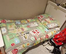 Cot bed