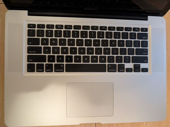 MacBook for parts A1286